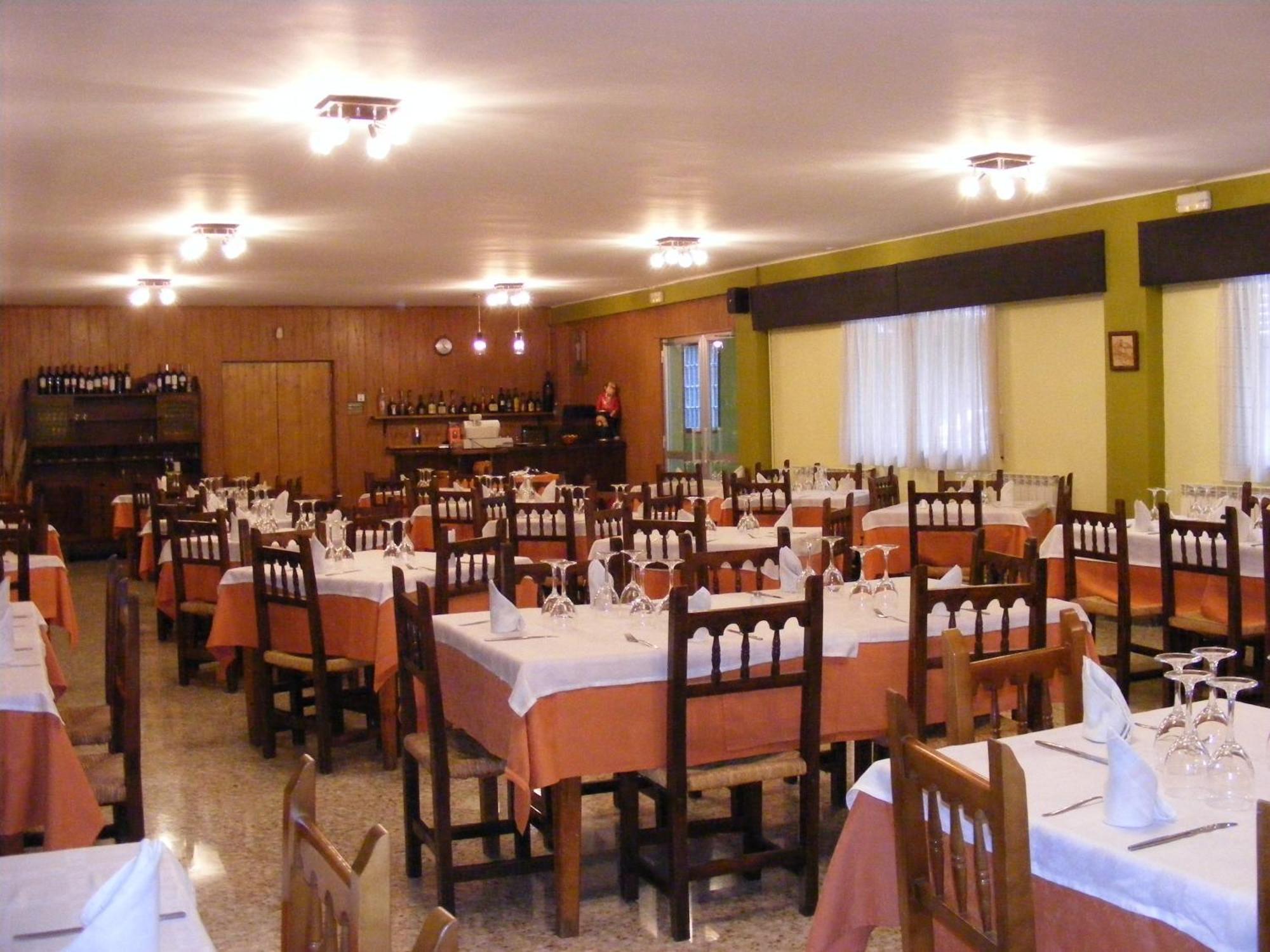 Meson De Salinas Hotel Salinas de Bielsa ภายนอก รูปภาพ